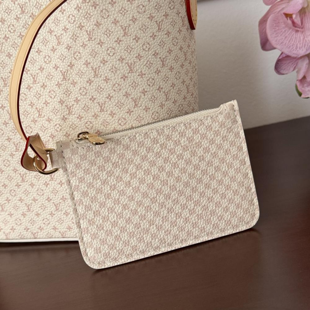 LV All In BB M15130
