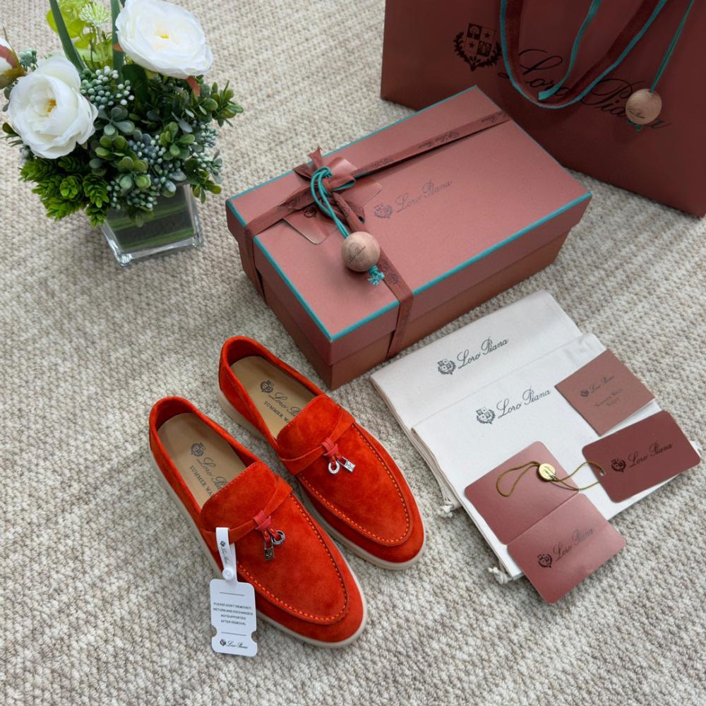 Loro Piana Yaz Büyüsü Yürüyüş Ayakkabısı - Pas Rengi - Glimmer of Luxury