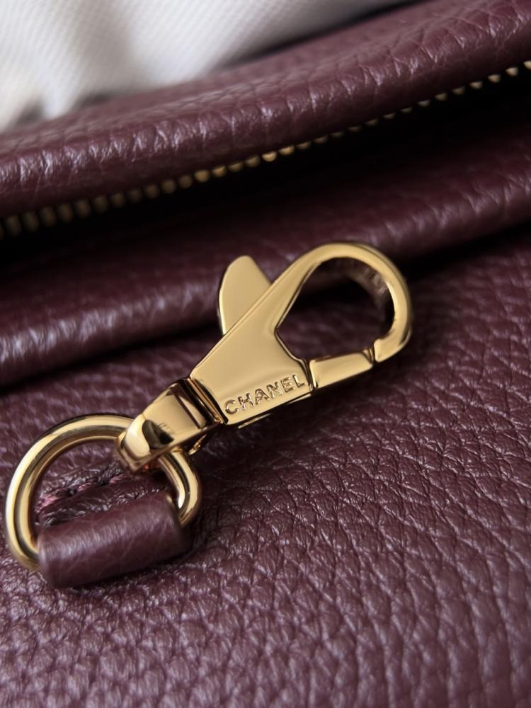 Chanel Urban Essentials Alışveriş Çantası