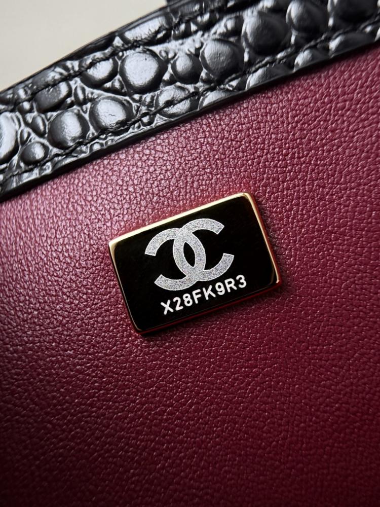 Chanel Küçük Cerf Alışveriş Çantası – Siyah