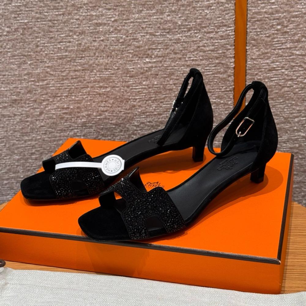 Hermès Oasis Sandals Black & Argent Grey