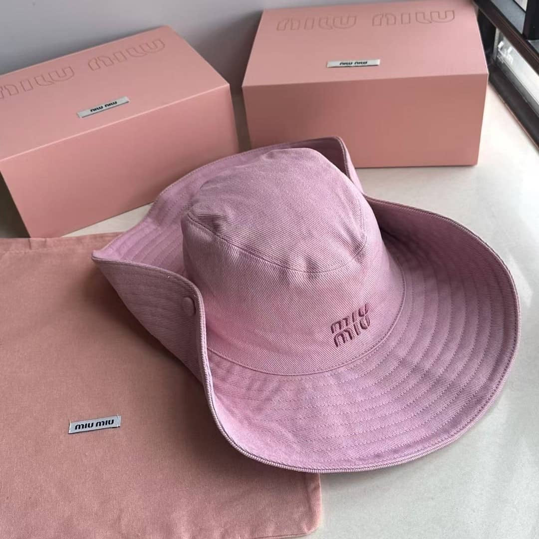 Miu Miu Kovboy Şapkası