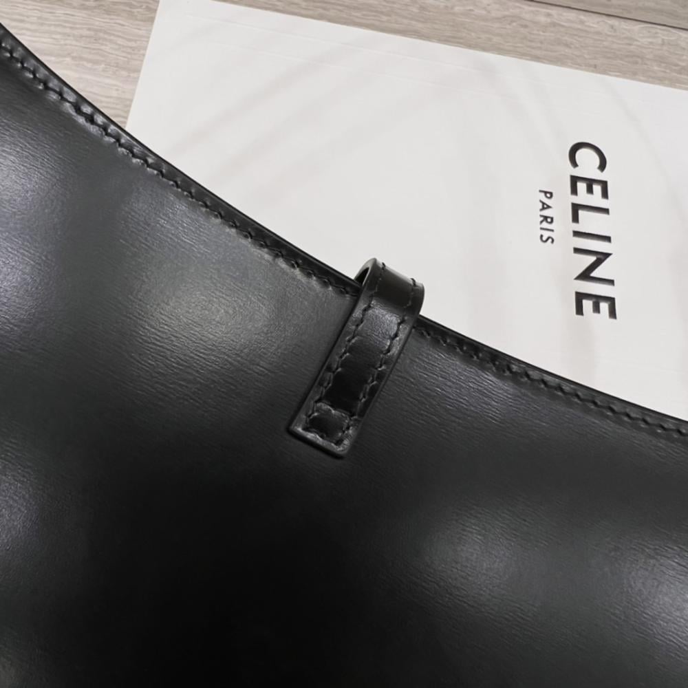 Celine Tina Parlak Dana Derisi Omuz Çantası