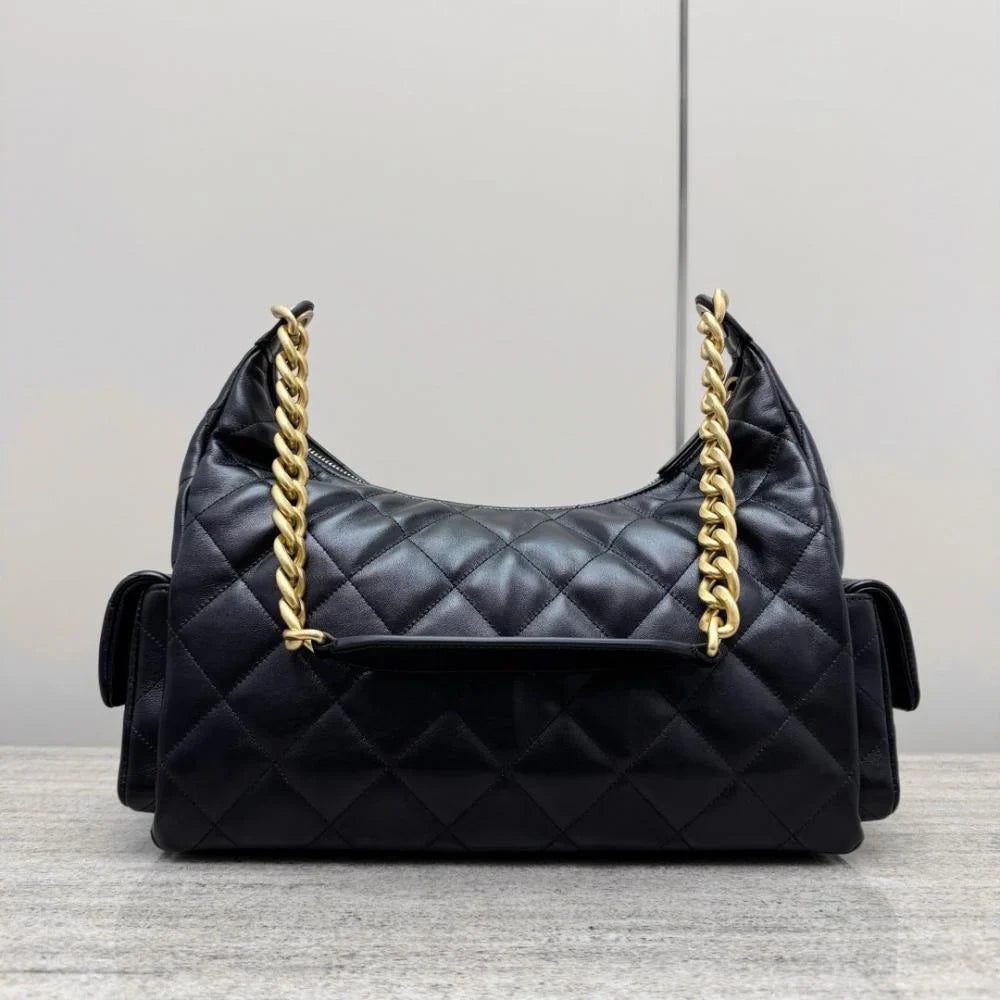 Chanel Büyük Hobo Kargo Çantası Dana Derisi Siyah GHW - Glimmer of Luxury