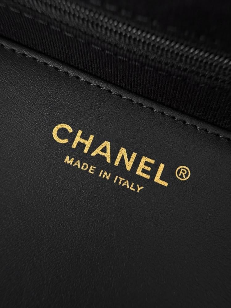 Chanel 25K Hippie Hobo Maxi Bag – Shiny Calfskin
