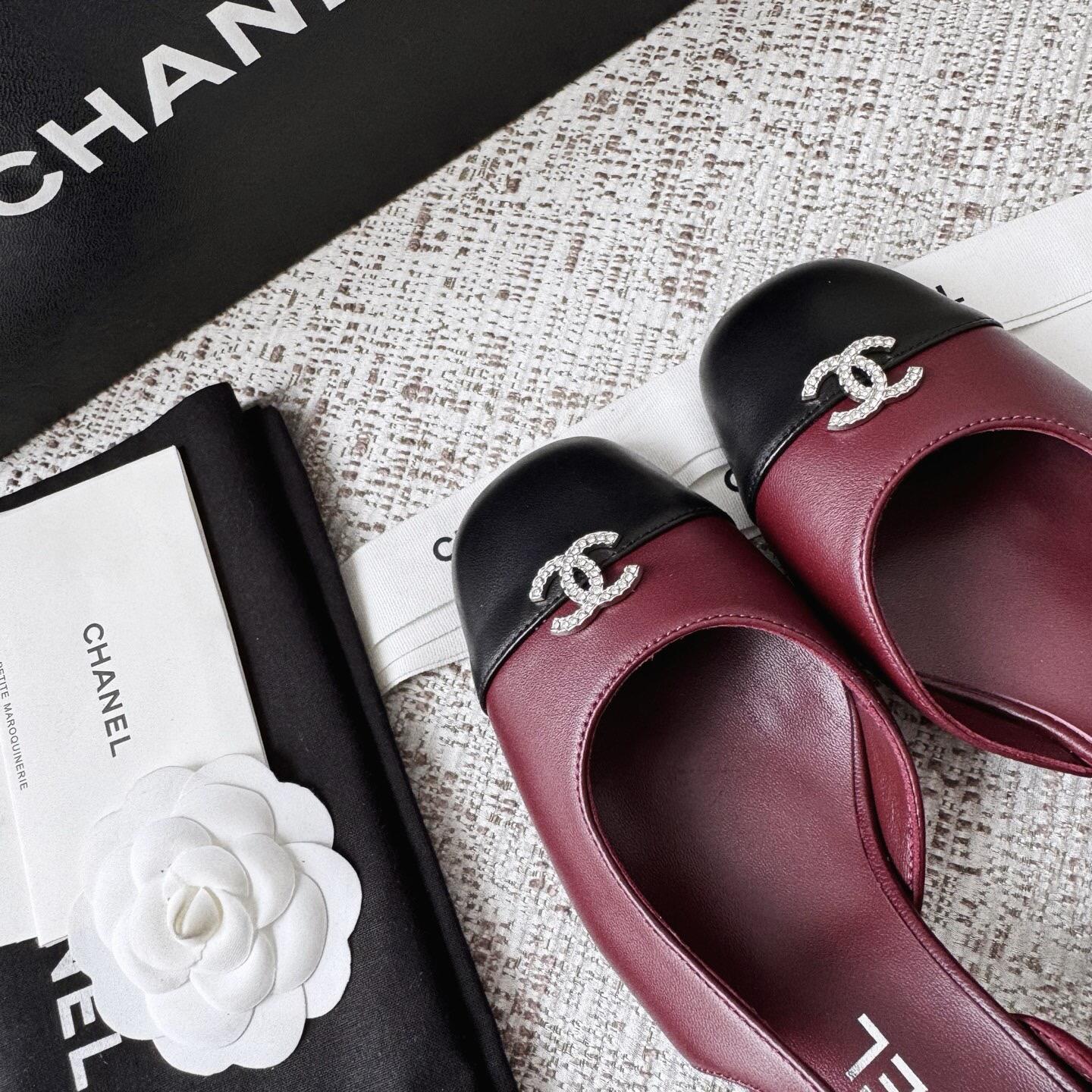 Chanel S26 Arkadan Bantlı Ayakkabı