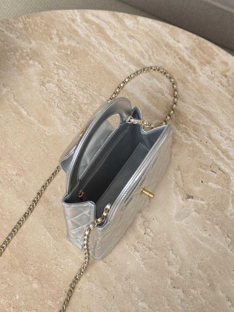 Chanel Kelly Shopping Bag Shiny Calfskin Leather and Gold Hardware Gold Tone