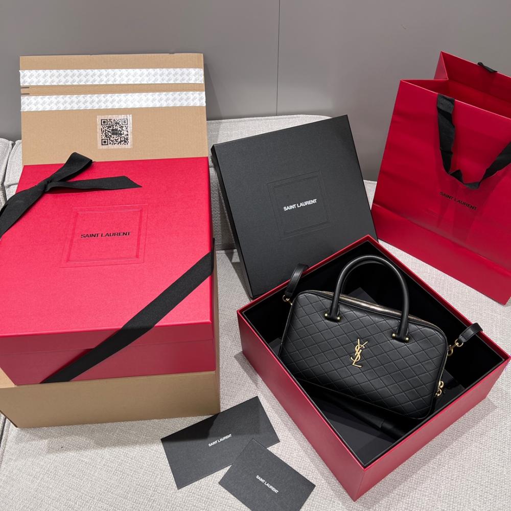 Saint Laurent Women's bag Lyia Duff