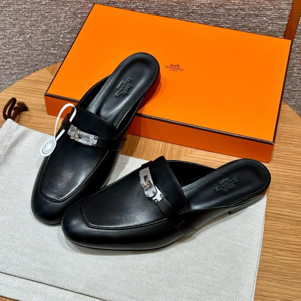 Hermès Oran Sandals Gray Argent
