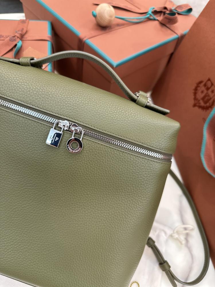 Loro Piana 23.5 Extra Pocket