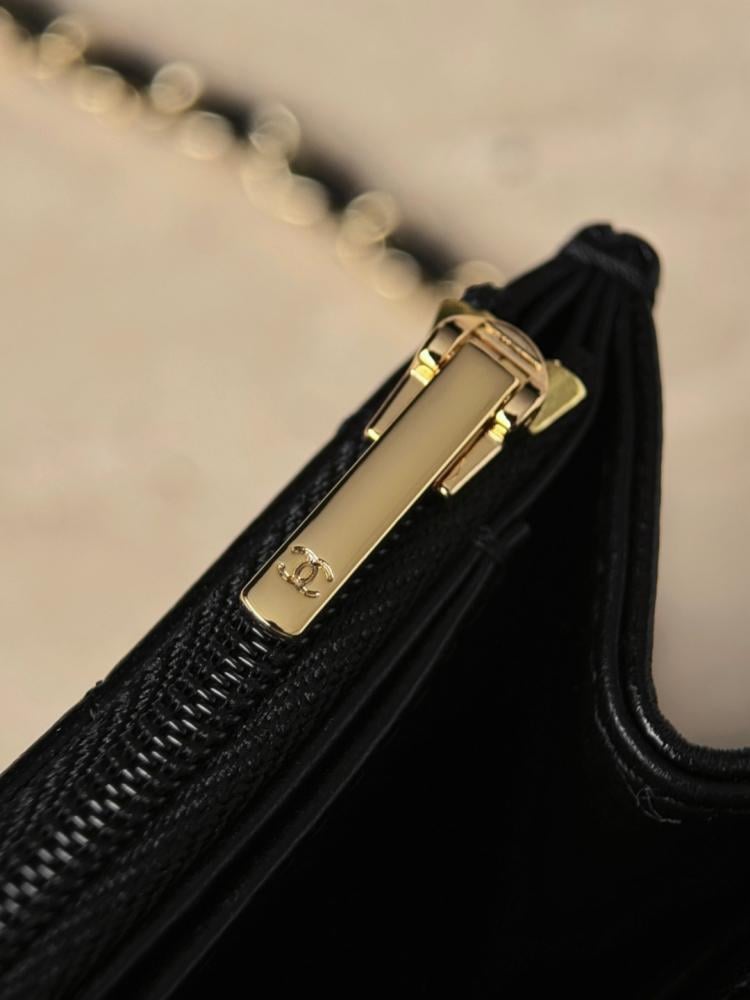 Chanel Chain Handbag 2025/26