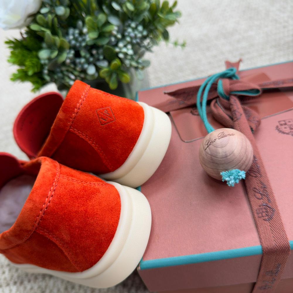 Loro Piana Yaz Büyüsü Yürüyüş Ayakkabısı - Pas Rengi - Glimmer of Luxury