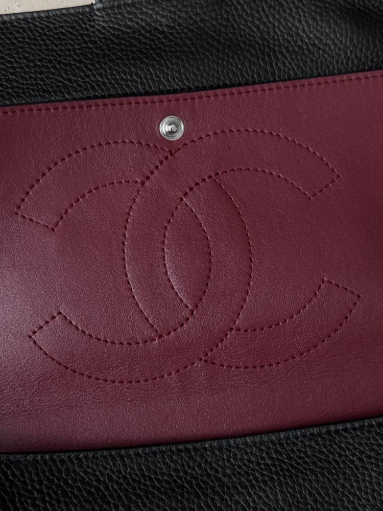 Chanel Maxi “Souplissimo” Küçük Kapaklı Çanta