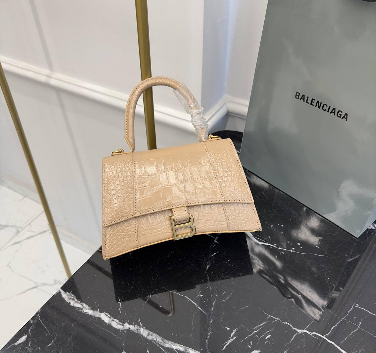 Balenciaga Hourglass Kadın Deri Çantalar - Glimmer of Luxury