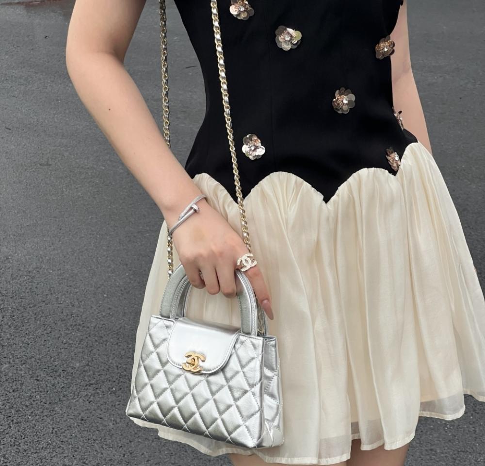 Chanel Kelly Shopping Bag Shiny Calfskin Leather and Gold Hardware Gold Tone