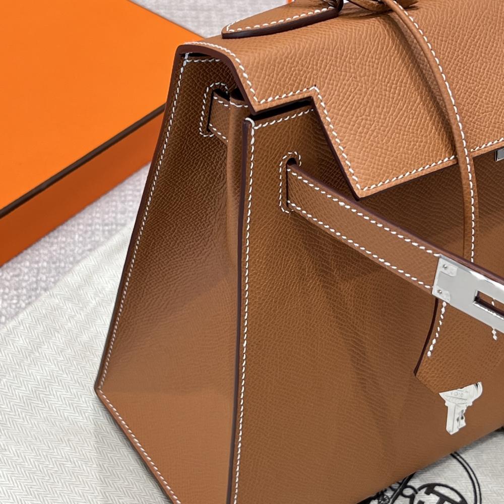 Hermès Kelly 25 Epsom Leather Horseshoe Stamp (HSS) Two-Tone Trench Coat with Palladium Hardware and Black (PHW)