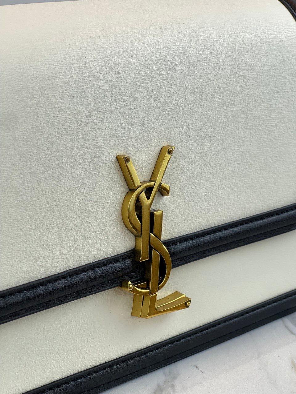 Yves Saint Laurent Solferino Orta Boy Deri Çanta - Glimmer of Luxury