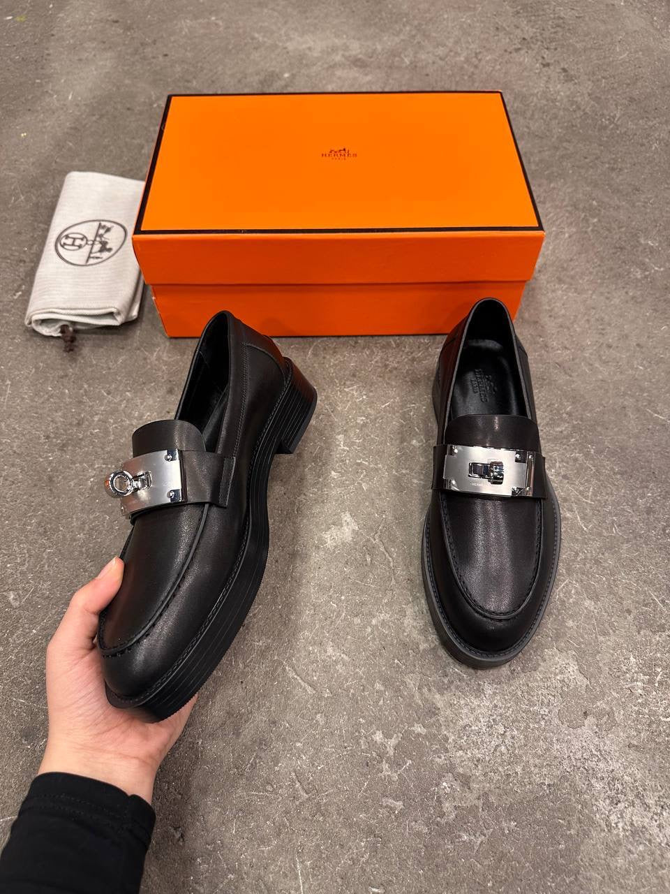 Hermès Sıcak Loafer - Glimmer of Luxury