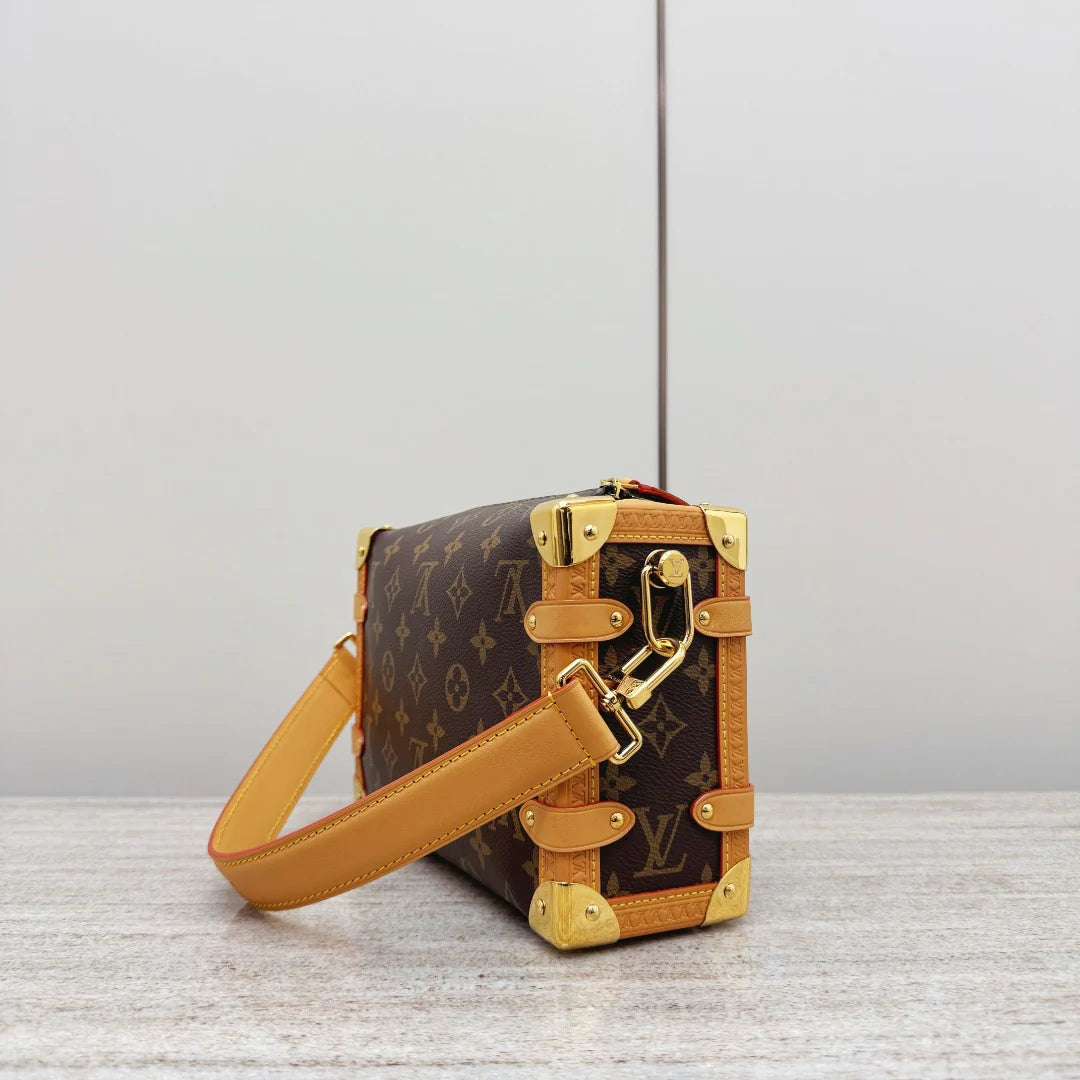 Yan Bagaj - Glimmer of Luxury