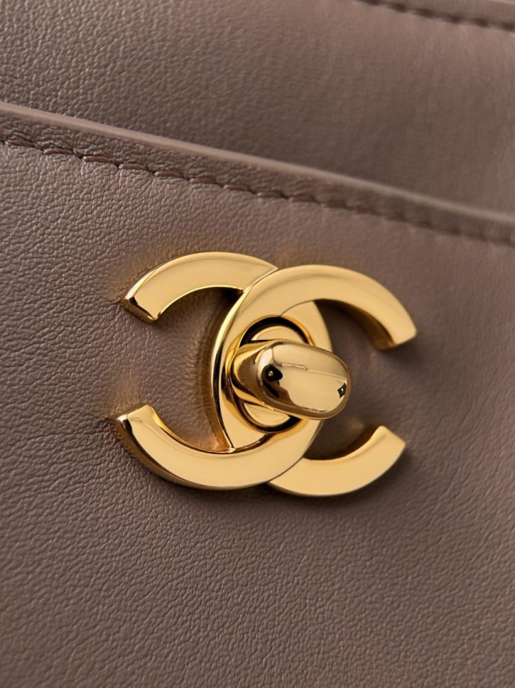 Chanel Archetype Küçük Alışveriş Çantası