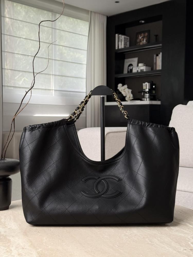 Chanel Kuzu Derisi Kapitone Neo Cabas / Maxi CC Hobo Alışveriş Çantası