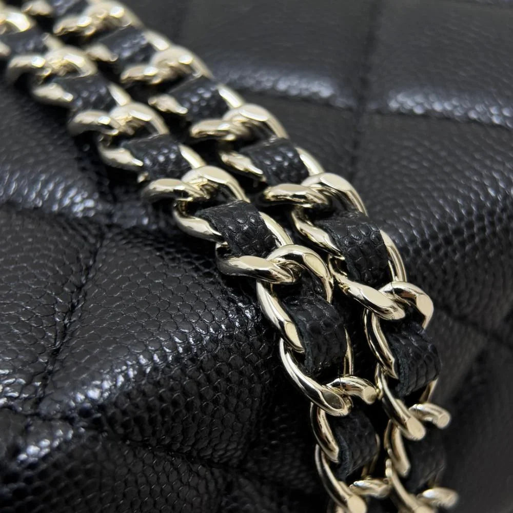 Chanel 25C Makyaj Çantası - Glimmer of Luxury