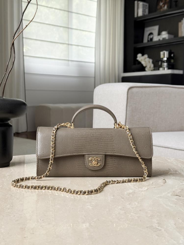 Chanel Kertenkele Derisi Desenli Uzun Üstten Saplı El Çantası