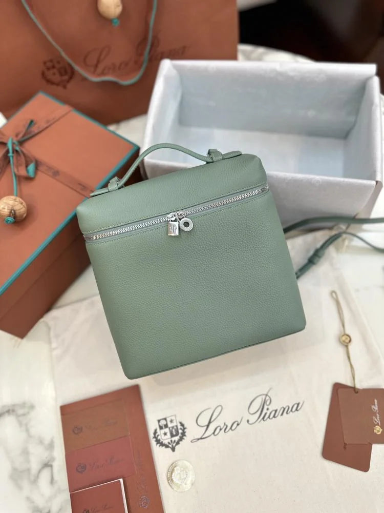 Loro Piana 23.5 Extra Pocket