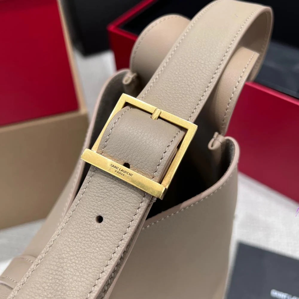 Saint Laurent 5 À 7 Large Flexible Bag