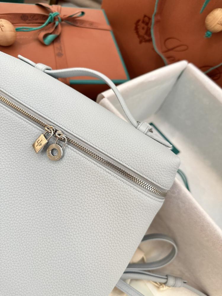 Loro Piana 23.5 Ekstra Cepli Sırt Çantası