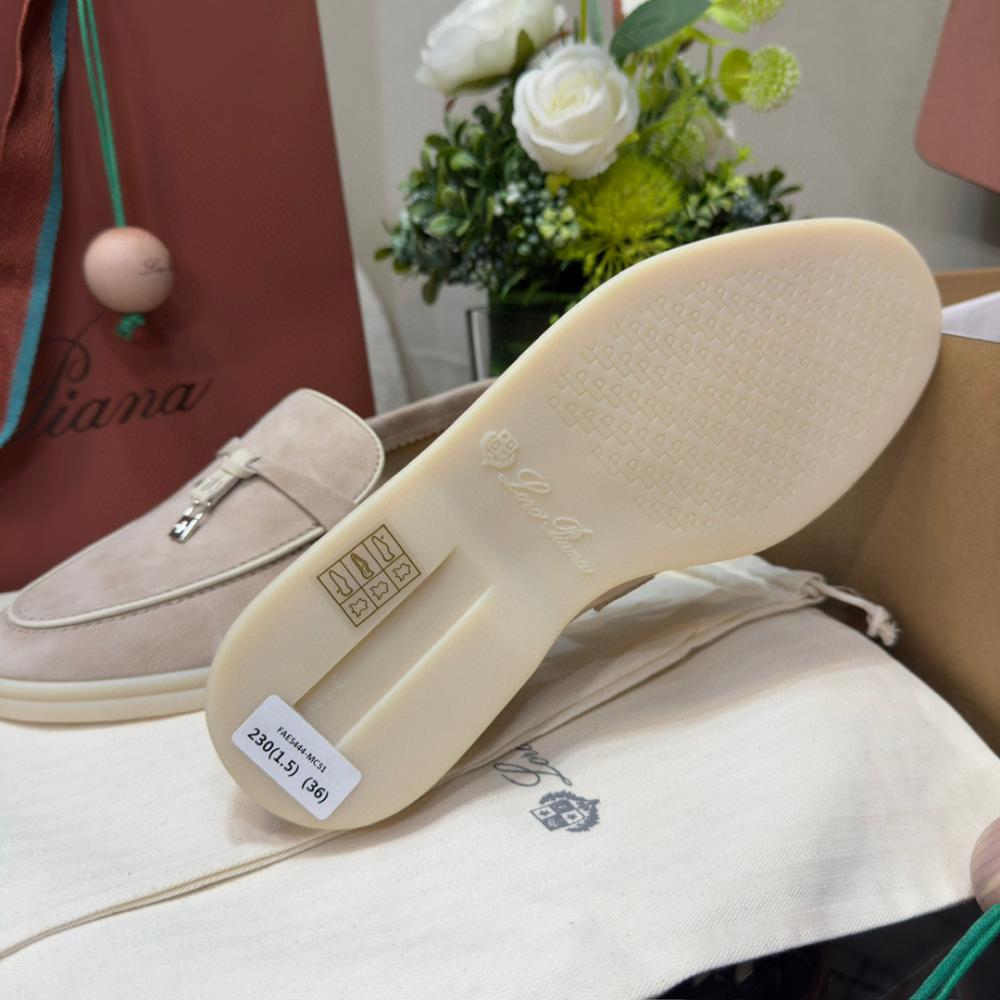 Loro Piana Yaz Büyüsü Yürüyüş Ayakkabısı - İnci Tozu - Glimmer of Luxury