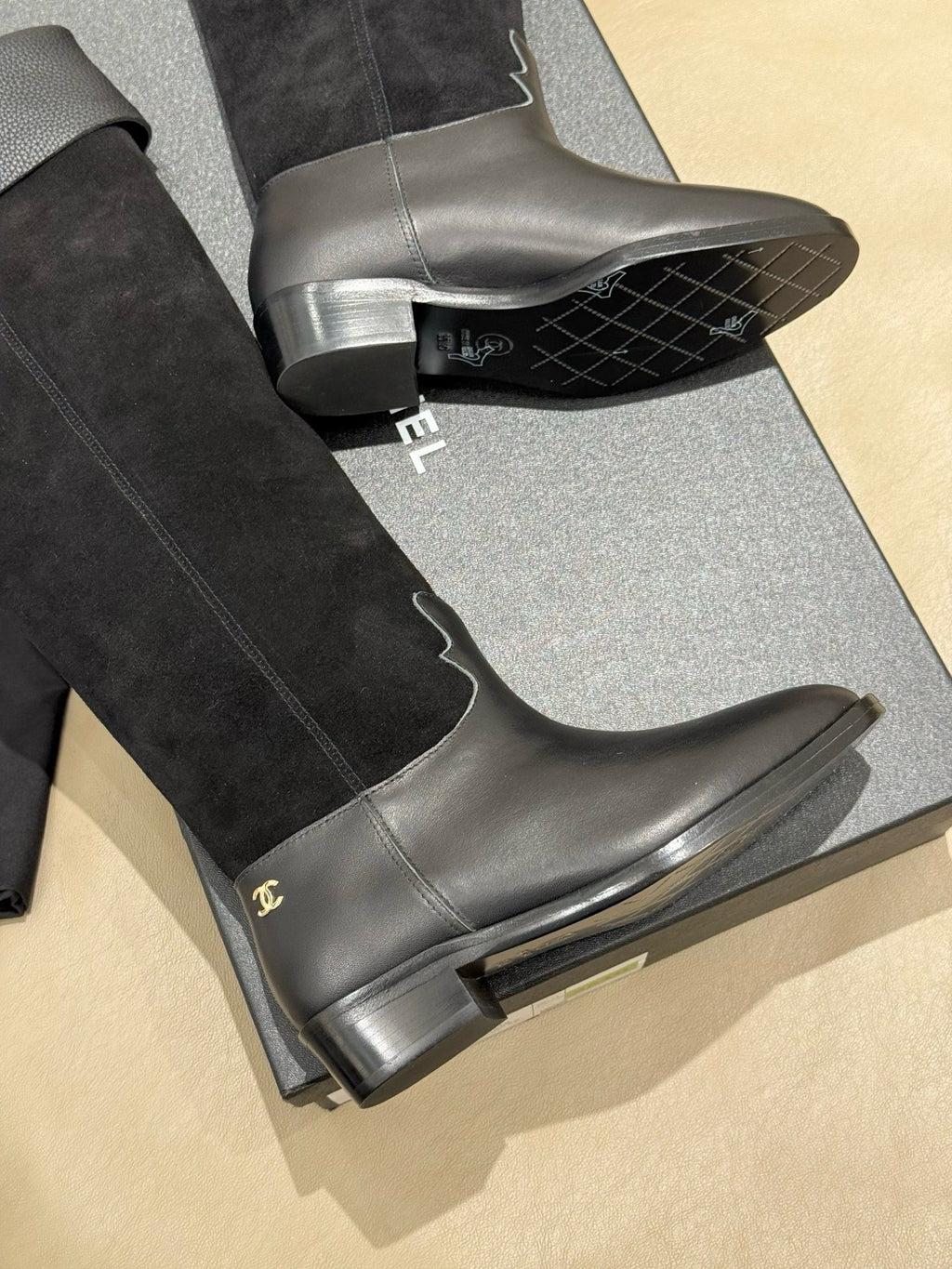 Chanel 2025/26 Süet Ve Dana Derisi Uzun Çizmeler