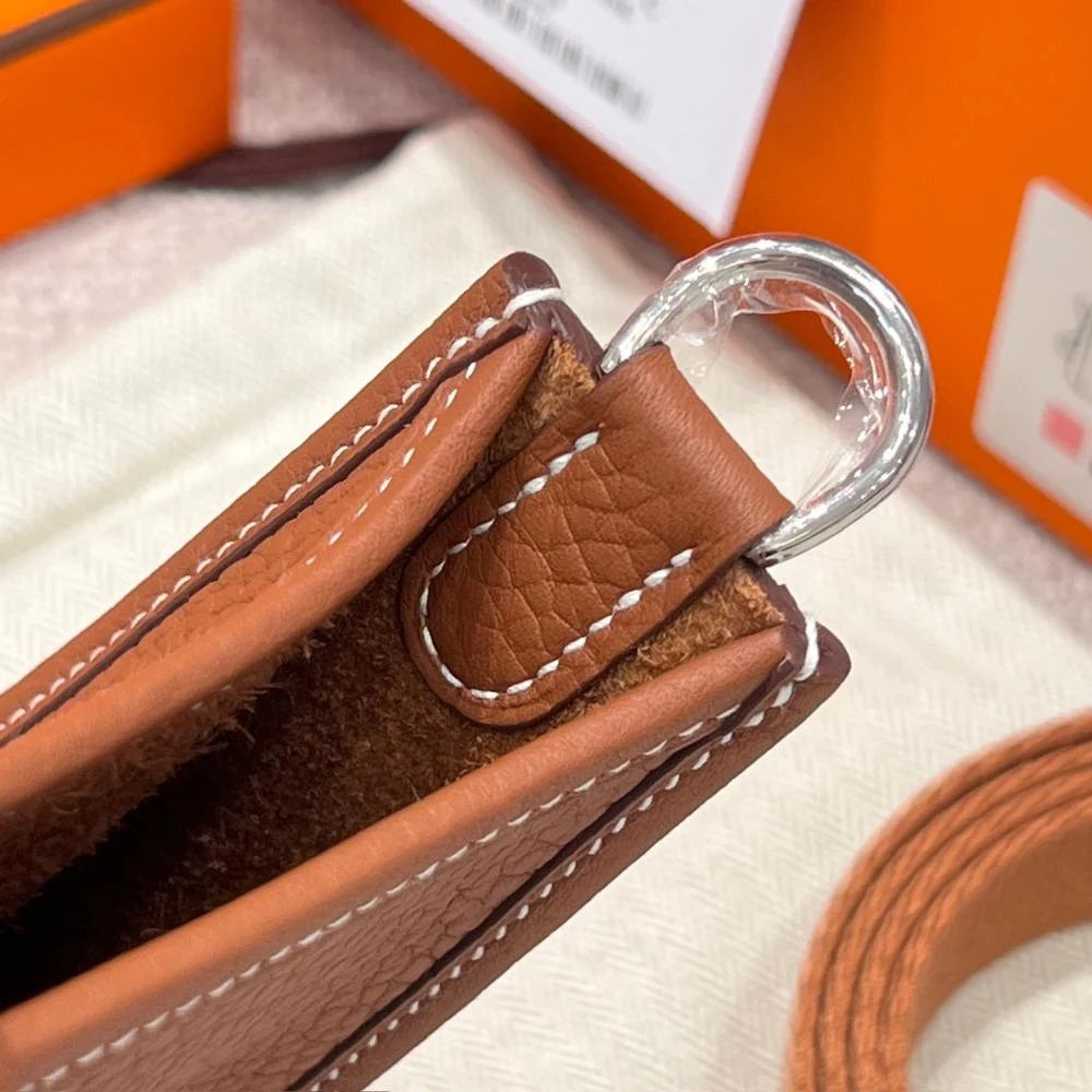 Hermès Evelyne 16cm Togo Leather Shoulder Bag