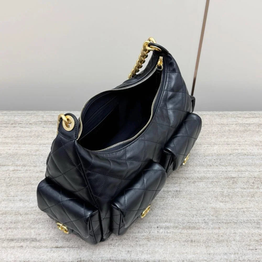 Chanel Büyük Hobo Kargo Çantası Dana Derisi Siyah GHW - Glimmer of Luxury