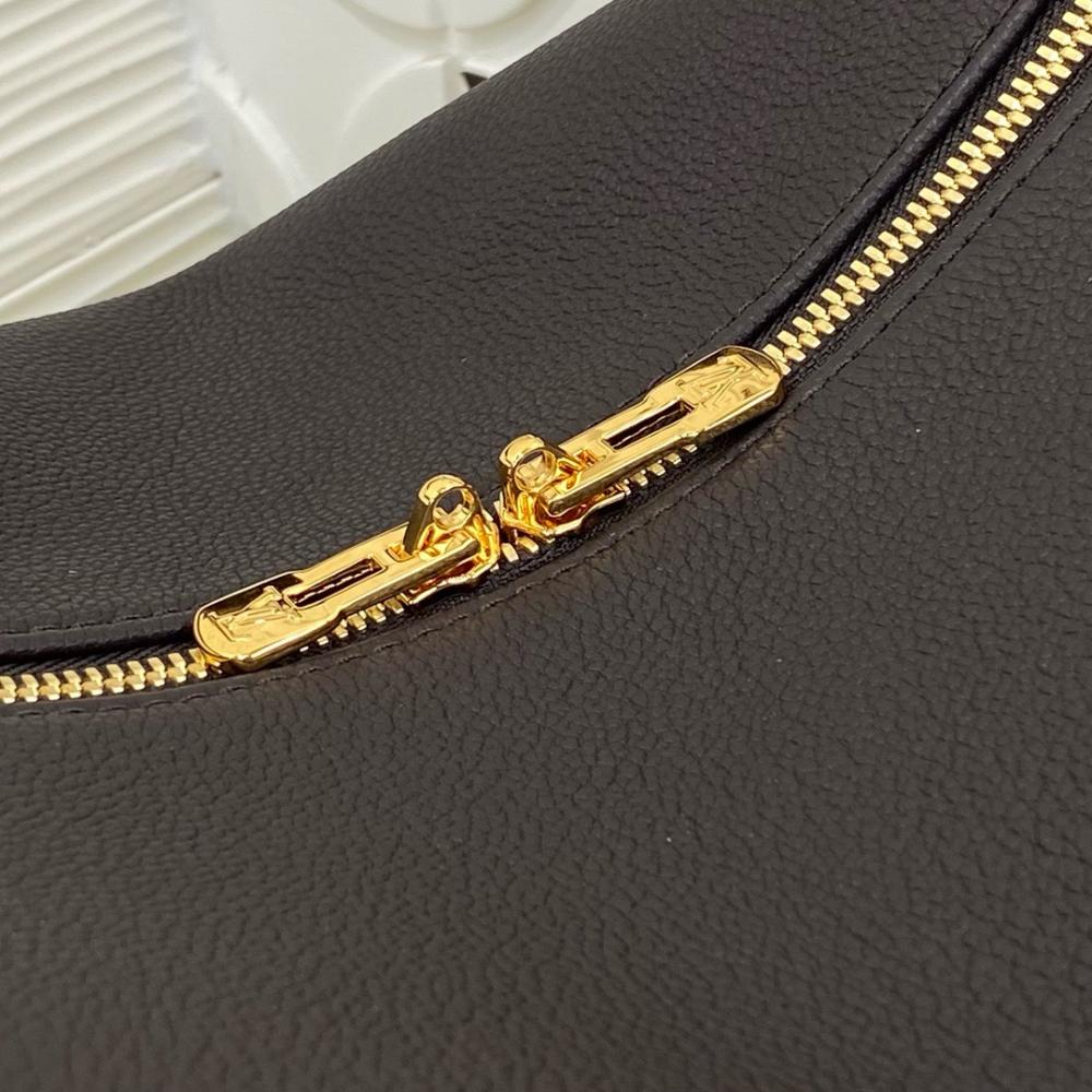 Louis Vuitton – Express MM (Black Monogram)