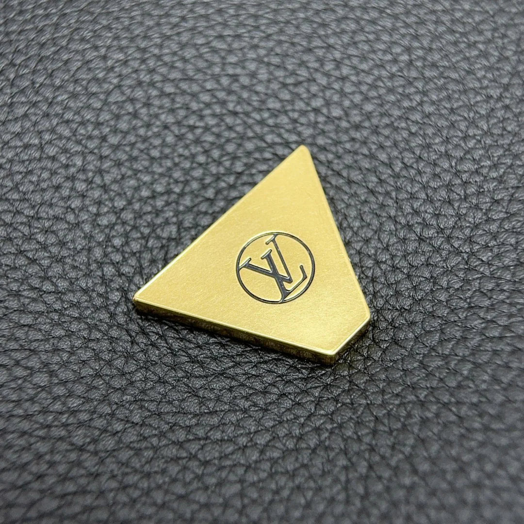 Twist - Glimmer of Luxury