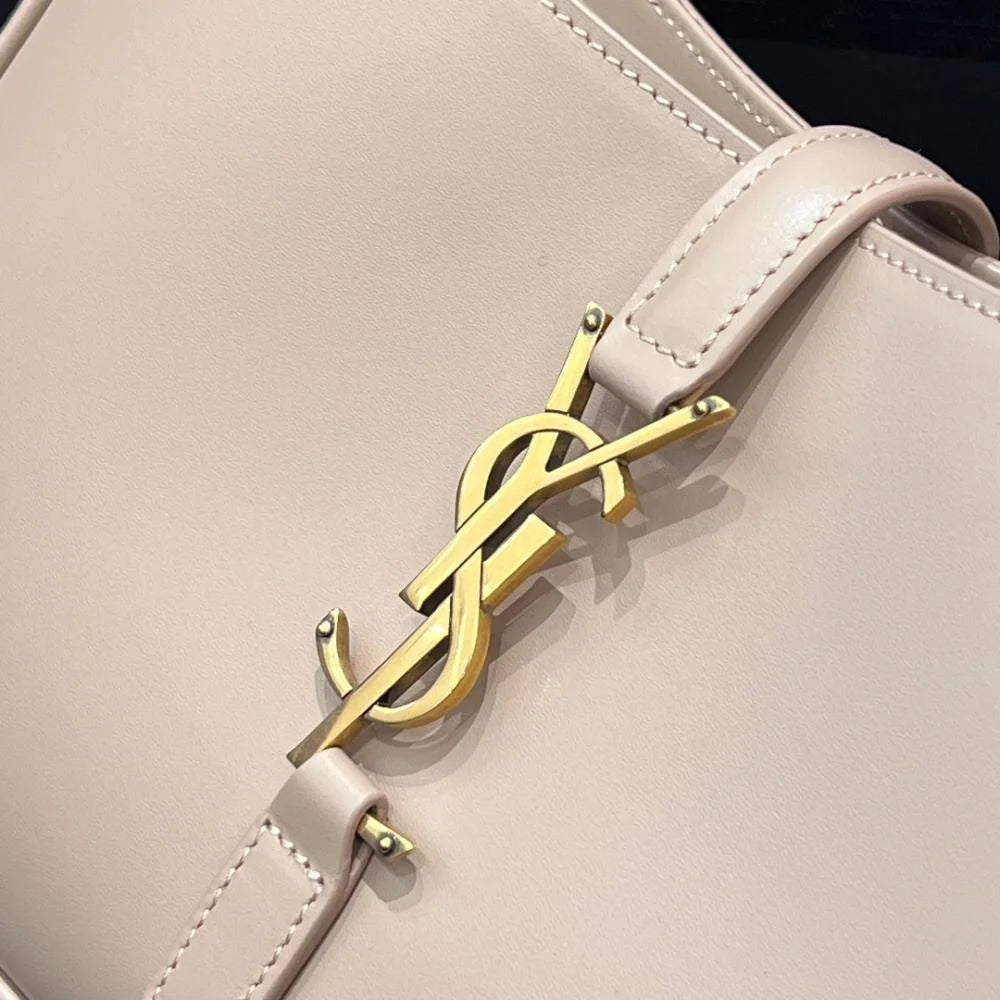 YSL Le 5 A Smooth Leather Hobo Bag