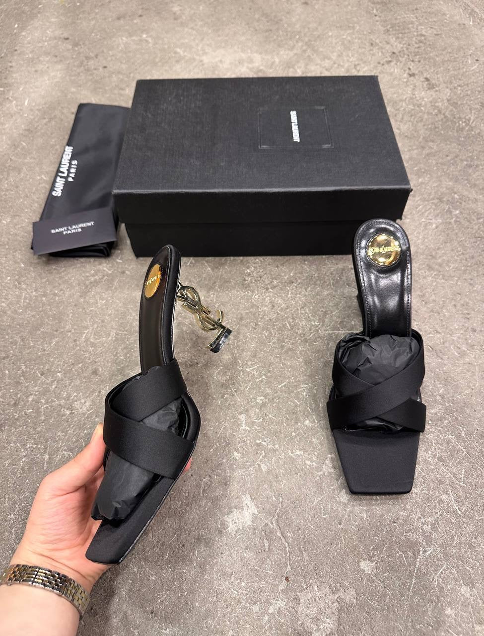 Saint Laurent Opyum Saten Krep Terlikler - Glimmer of Luxury