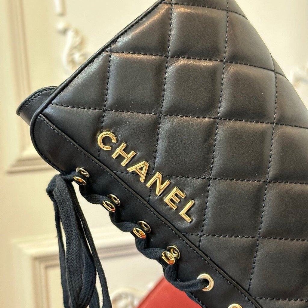 Chanel 24B Uzun Botlar - Glimmer of Luxury