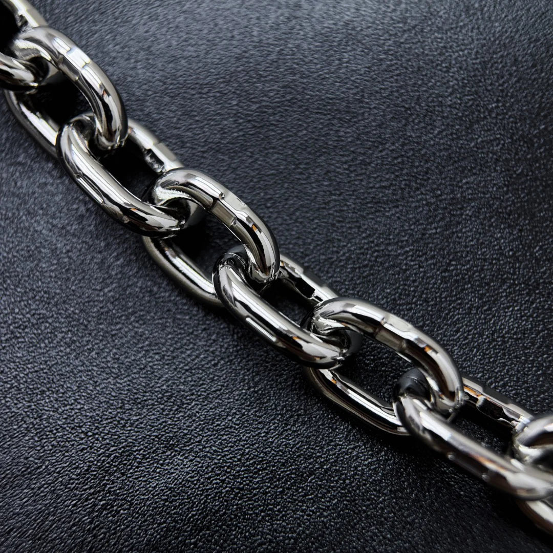 Yan Bagaj - Glimmer of Luxury