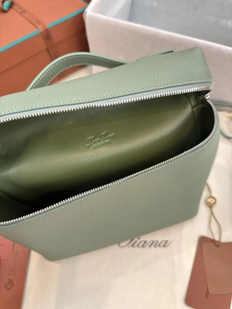 Loro Piana 23.5 Extra Cep