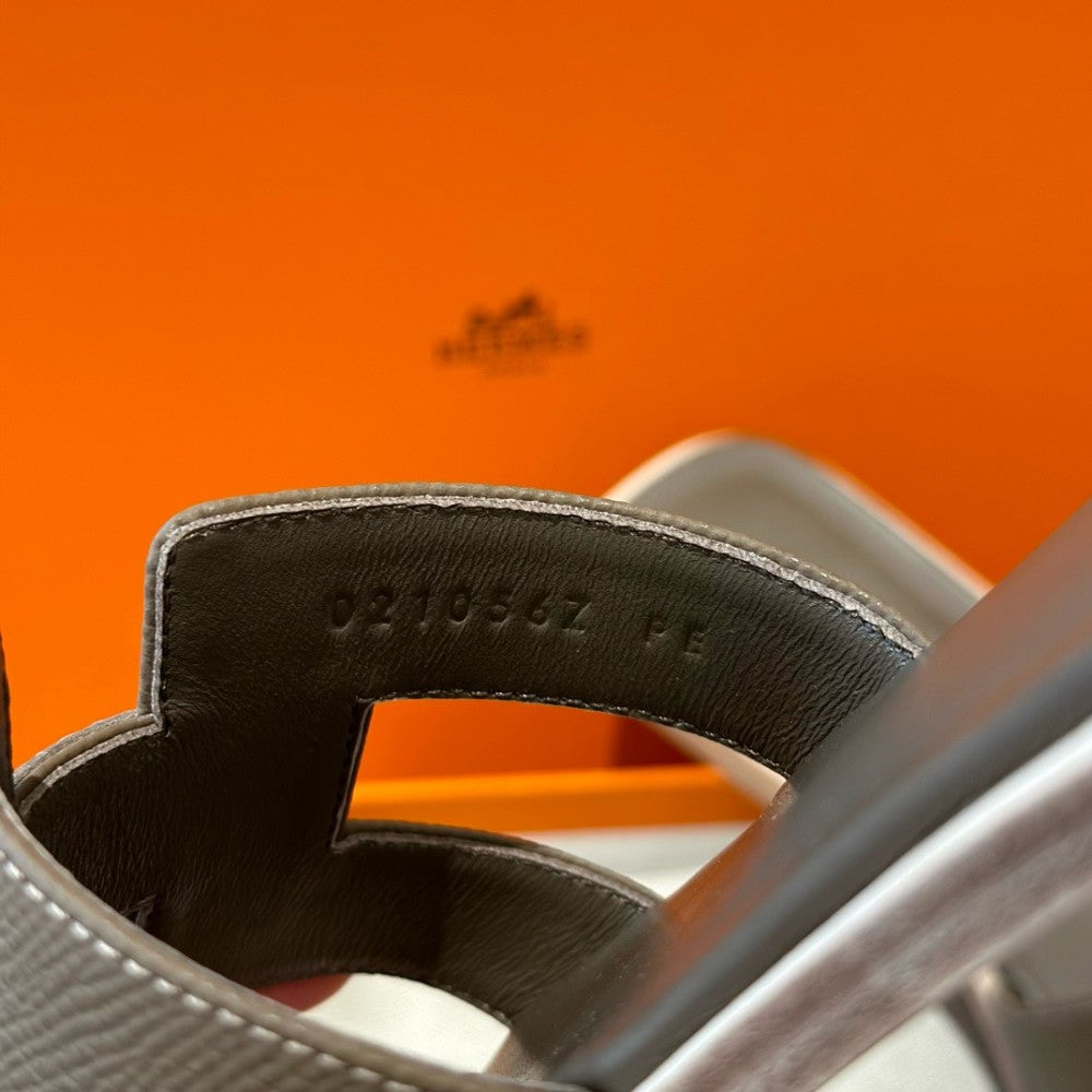 Hermès Oran Sandals Etoupe Epsom Leather