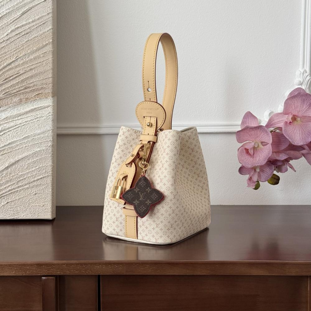 LV All In BB M15130
