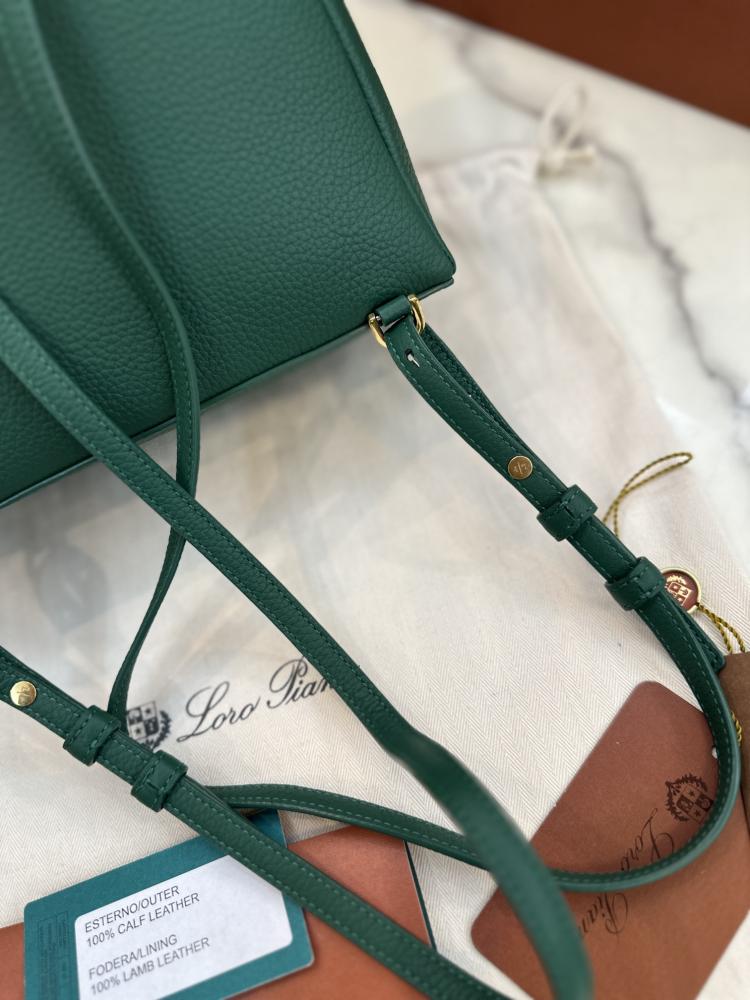 Loro Piana 23.5 Extra Pocket