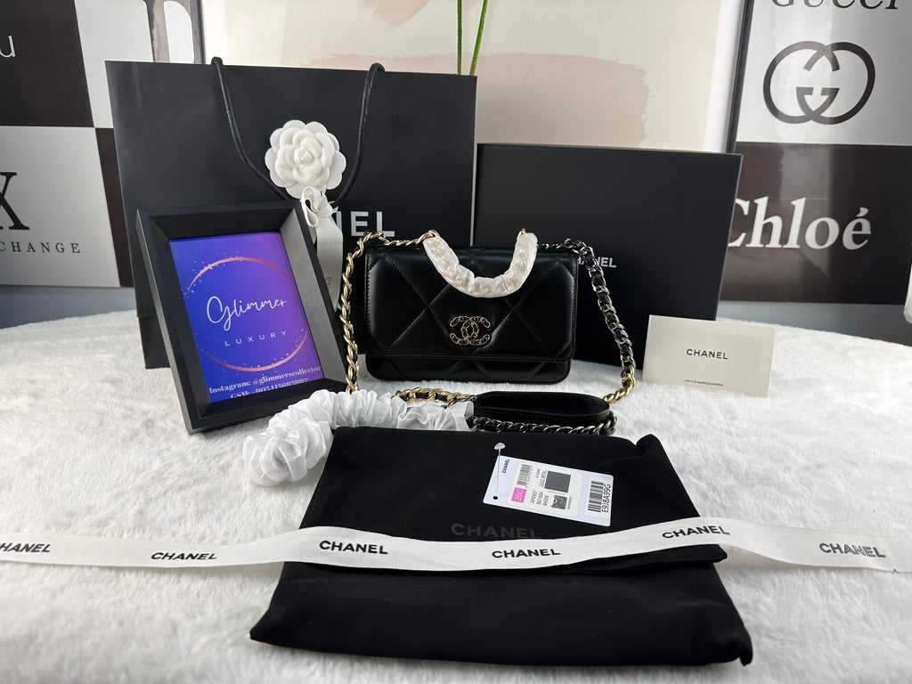 Chanel 19 Zincirli Cüzdan - Glimmer of Luxury