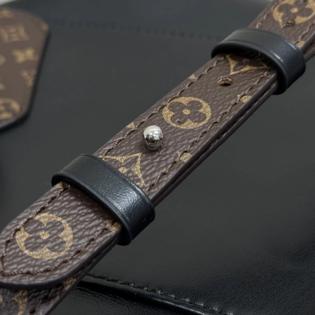 Blacout - Glimmer of Luxury