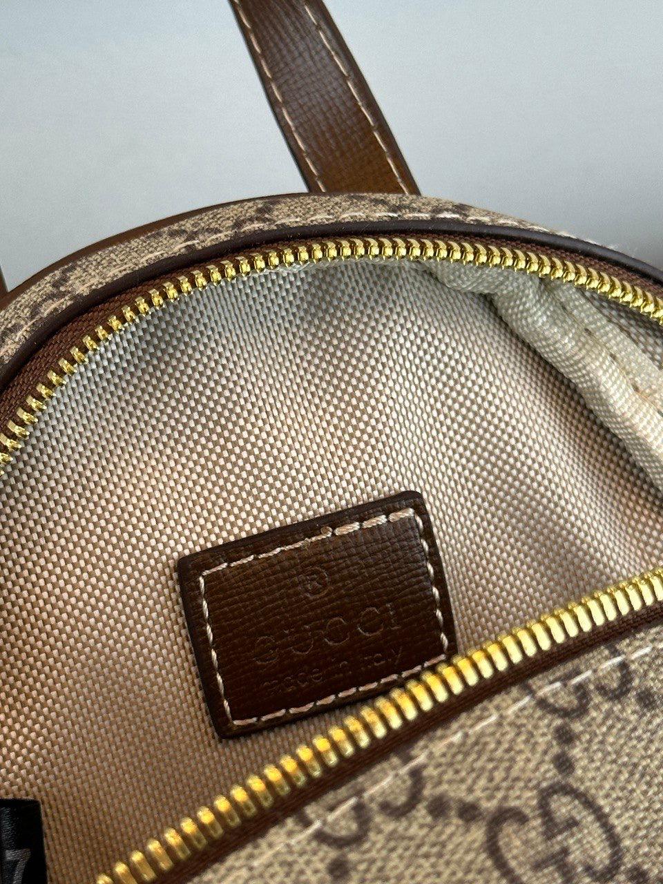 Gucci Kilitli G'li Çok Fonksiyonlu Çanta - Glimmer of Luxury