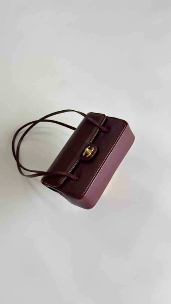 Chanel 26P Small Shoulder Bag – Burgundy Glossy Grained Calfskin
