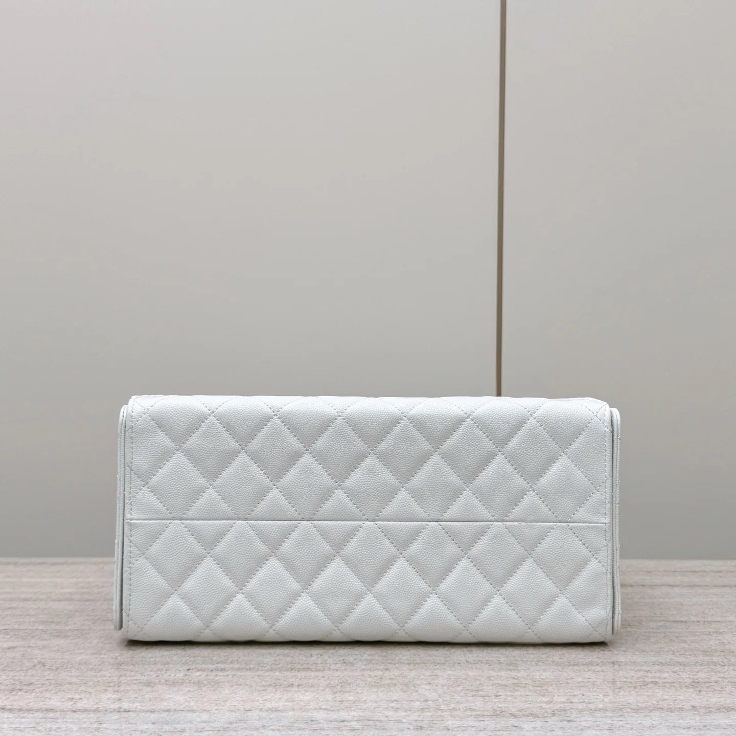 Chanel 25C Büyük Hobo Seyahat Çantası - Glimmer of Luxury