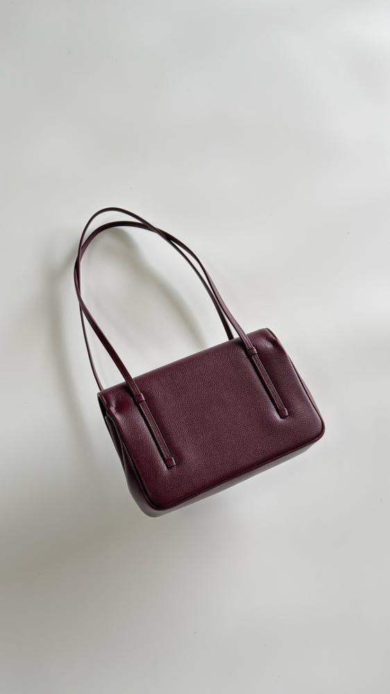 Chanel 26P Small Shoulder Bag – Burgundy Glossy Grained Calfskin